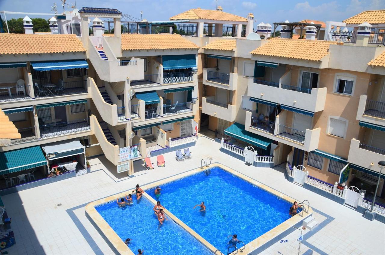 Naufragos Beach Apartment Torrevieja Ngoại thất bức ảnh